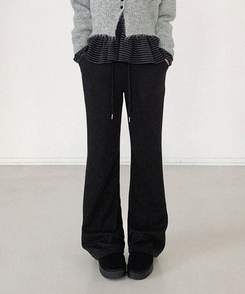 【丈別】ブーツカットトレーニングバンディングパンツ(8color) BLACK