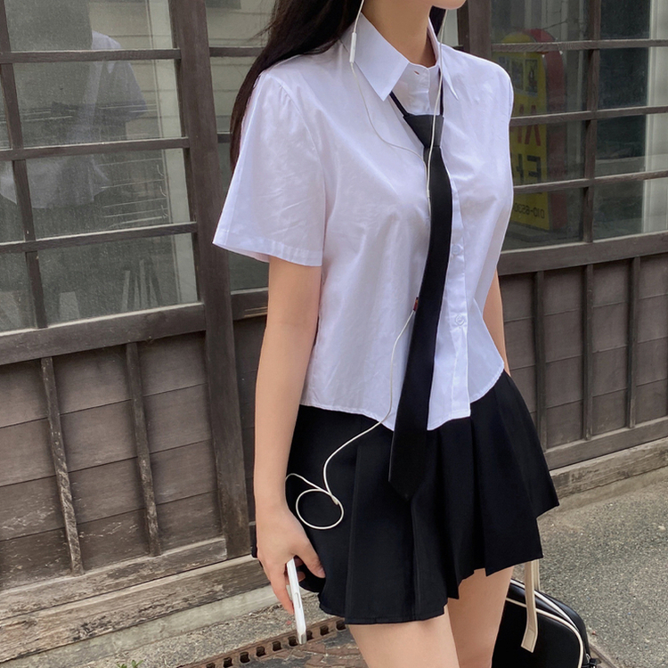 【ベルト付き】Aラインプリーツスカートパンツ BLACK