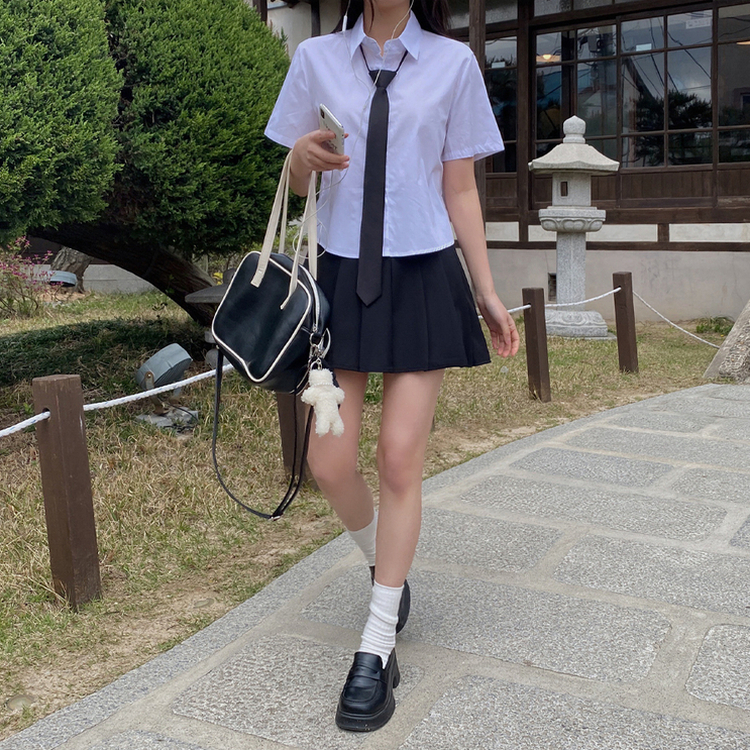【ベルト付き】Aラインプリーツスカートパンツ BLACK