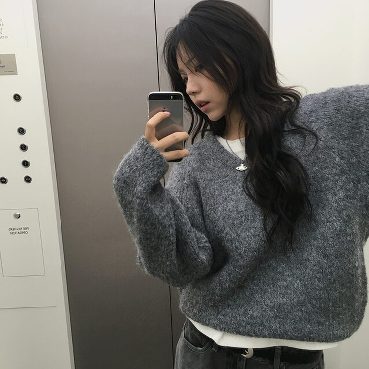 美品 MARC JACOBS イタリア製 モヘアニット Vネック チャコール M 美品 MARC JACOBS イタリア製 モヘアニット Vネック チャコール M