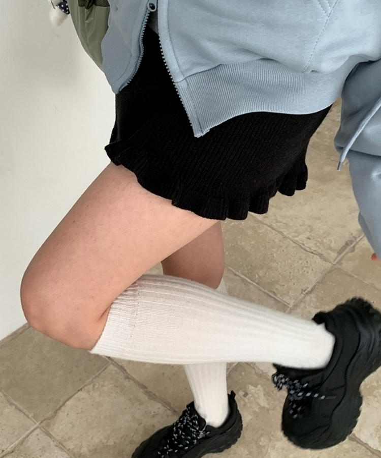 フリルラッフルレースニッショートパンツ BLACK