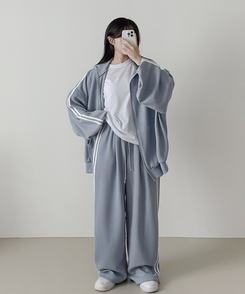 【SET】ーバーフィットジップアップ トレーニングパンツ SKY BLUE