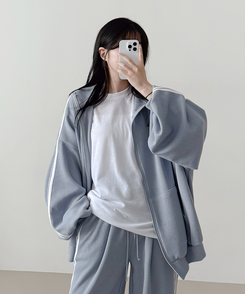 【SET】ーバーフィットジップアップ トレーニングパンツ SKY BLUE