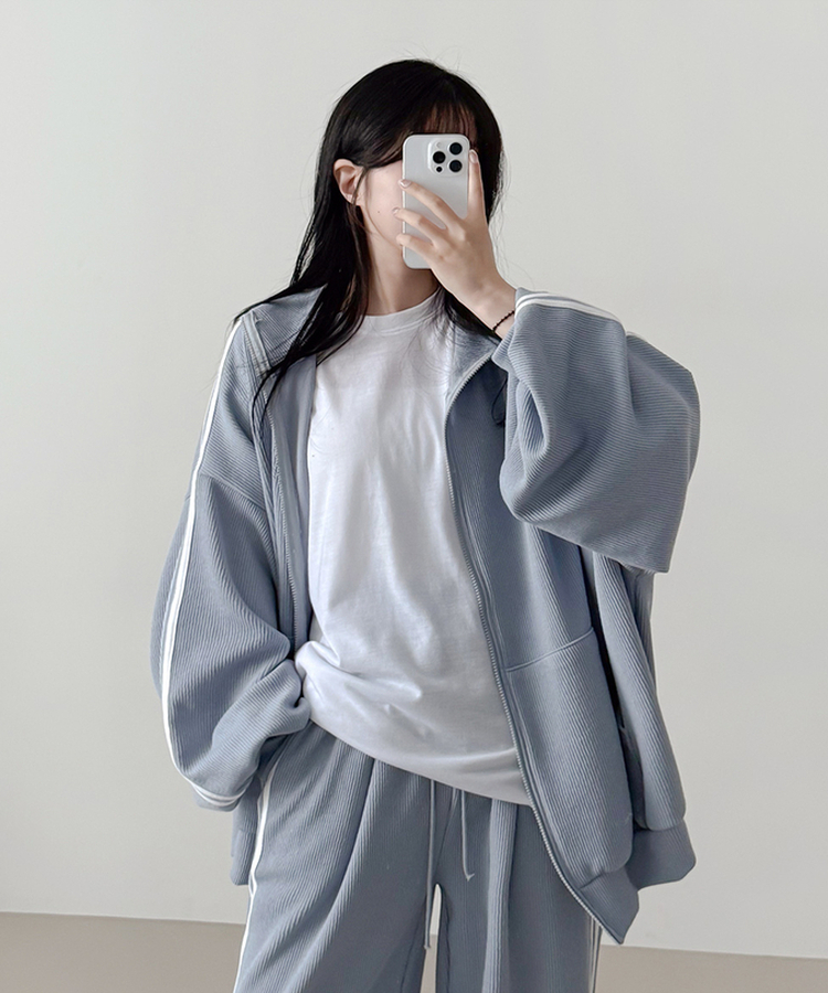 【SET】ーバーフィットジップアップ トレーニングパンツ SKY BLUE