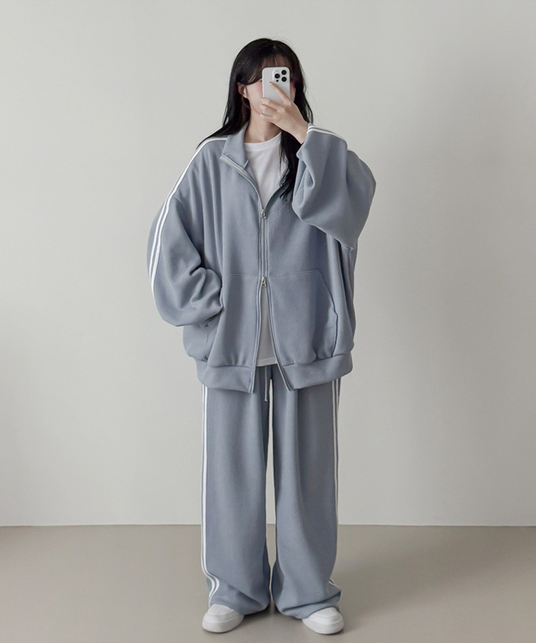 【SET】ーバーフィットジップアップ トレーニングパンツ SKY BLUE