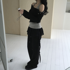 スナップボタンバッグホールオフ長袖Tシャツ BLACK