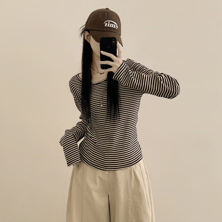 힙 단가라 라운드 유넥 스트라이프 랍빠 루즈핏 긴팔티셔츠 레이어드템 밤색