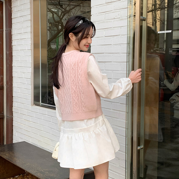 (レイヤードコーデ/ラブリーカジュアルアイテム♡) エフォレット セミクロップ フィッシャー ケーブル ニットベスト PINK