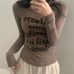 スリムレタリング長袖Tシャツ KHAKI BEIGE