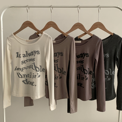 スリムレタリング長袖Tシャツ