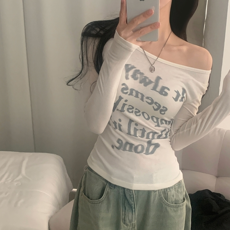 スリムレタリング長袖Tシャツ IVORY