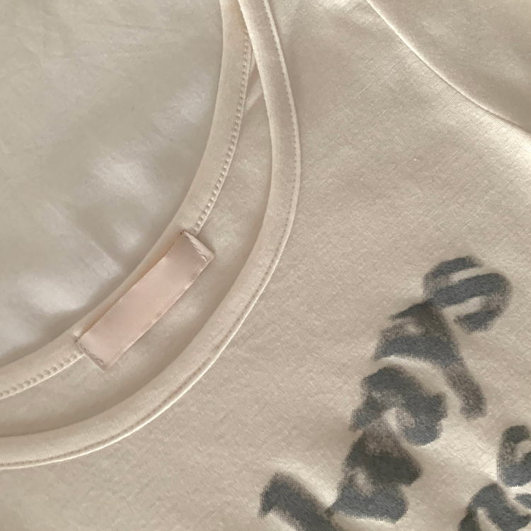 スリムレタリング長袖Tシャツ