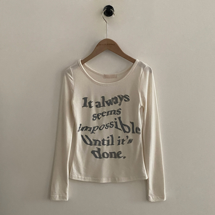 スリムレタリング長袖Tシャツ