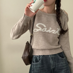 세인트 오프숄더 리본 레터링 니트 베이지