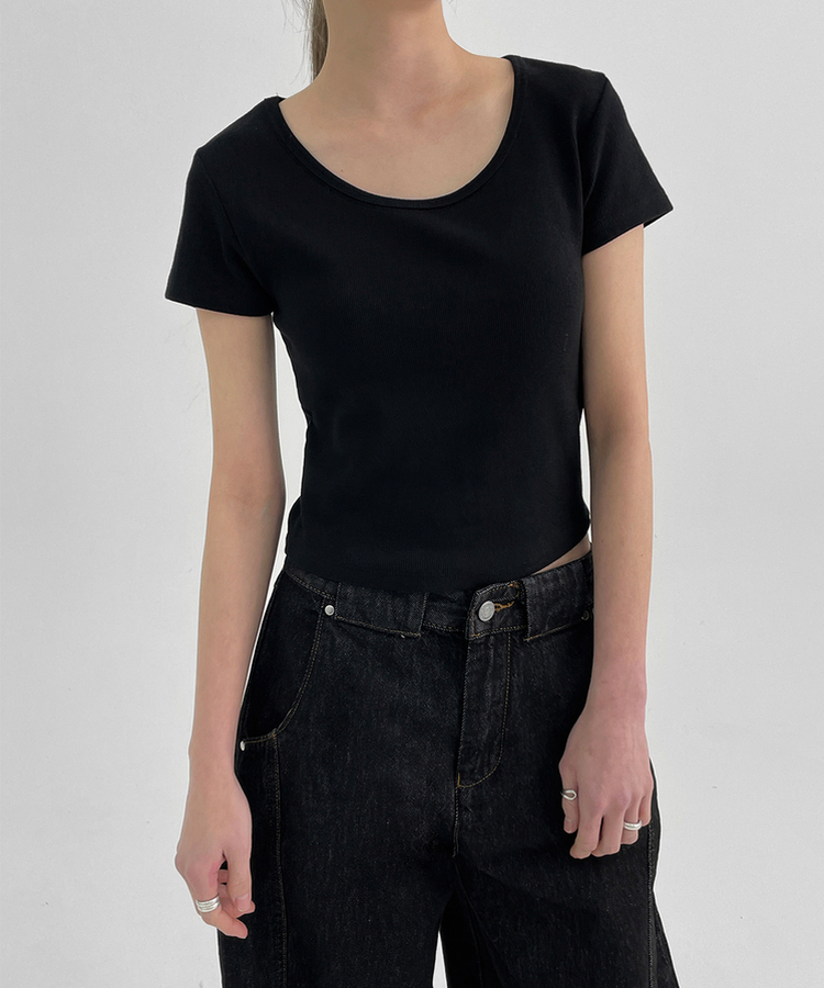 カインラウンドUネック半袖Tシャツ BLACK