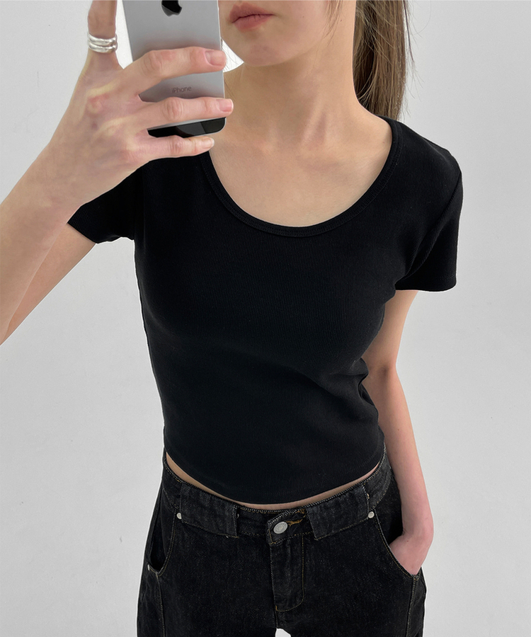 カインラウンドUネック半袖Tシャツ BLACK