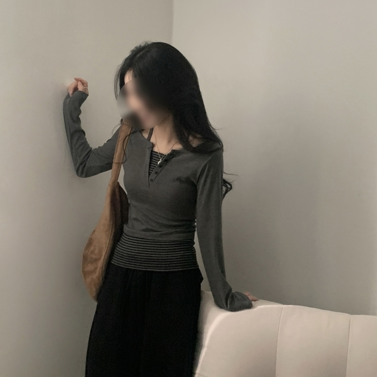 투톤 스트라이프 배색 홀터 레이어드 긴팔티셔츠 2color 그레이