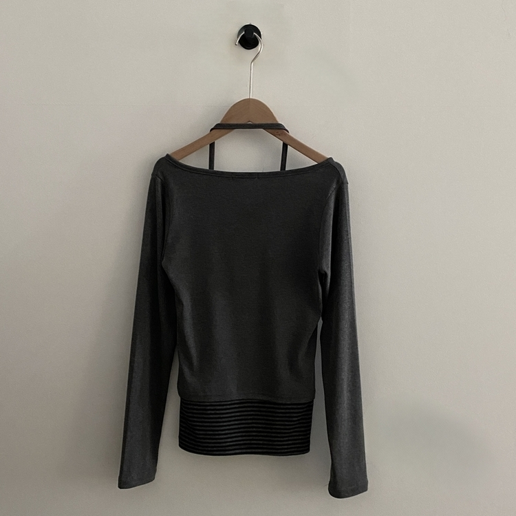 투톤 스트라이프 배색 홀터 레이어드 긴팔티셔츠 2color