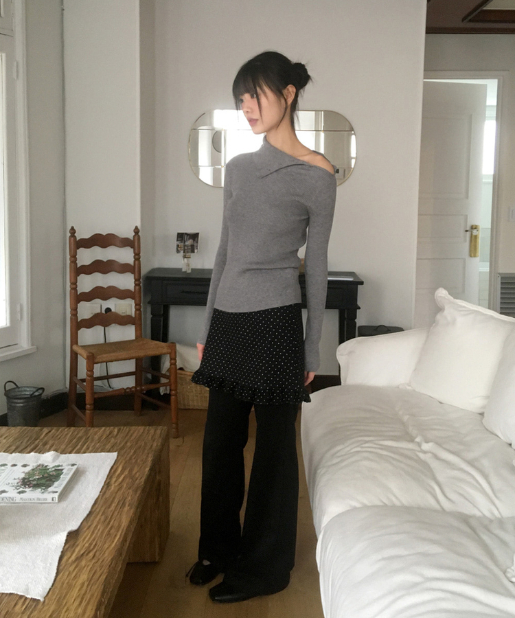 ドットフリルウールミニスカート