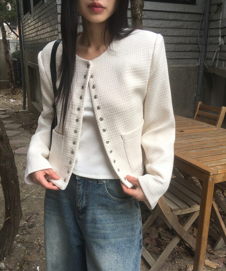 スナップボタンノーカラーツイードジャケット IVORY