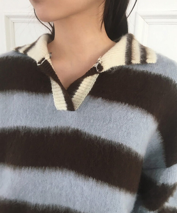 ストライプカラーニット