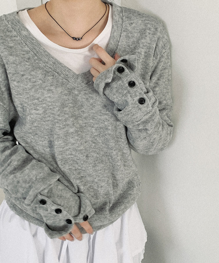 ウールボタンVネックニット GREY