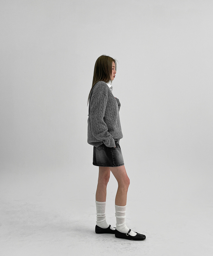 ケーブルVネックニット MELANGE GRAY