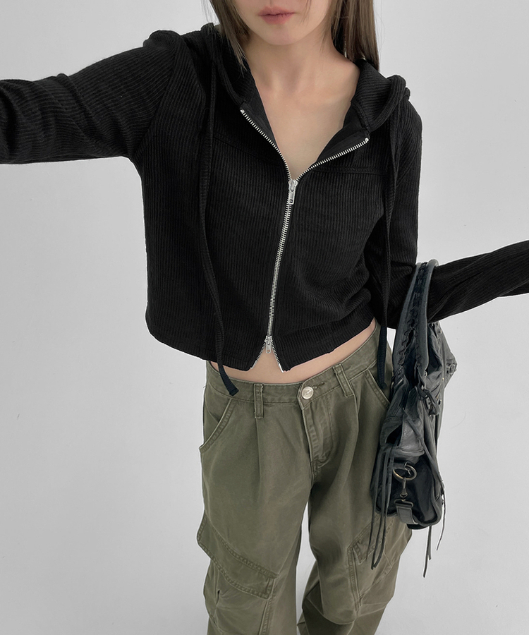 カットフードジップアップ BLACK