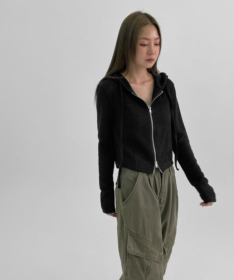 カットフードジップアップ BLACK