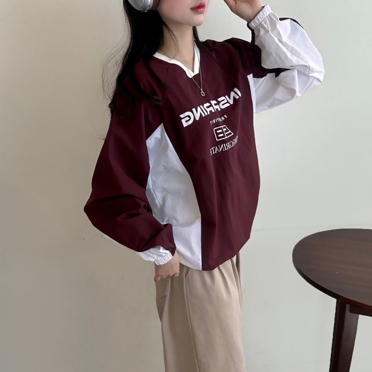 レタリングウィンドブレーカートレーナー RED