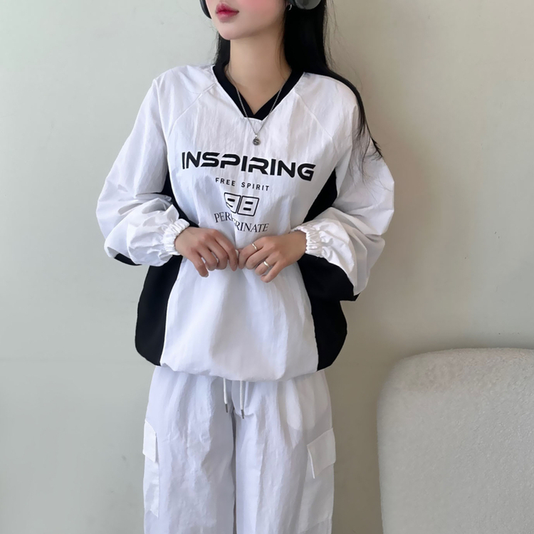 レタリングウィンドブレーカートレーナー IVORY