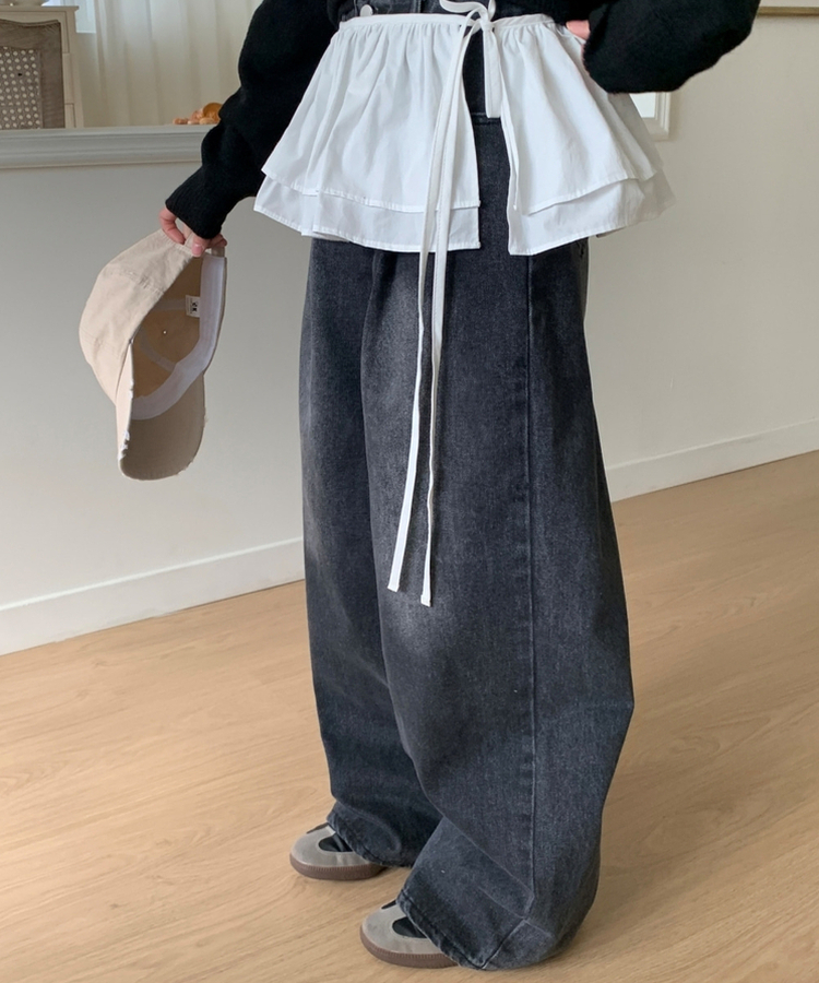 ナチュラルウォッシングワイドジーンズ BLACK DENIM