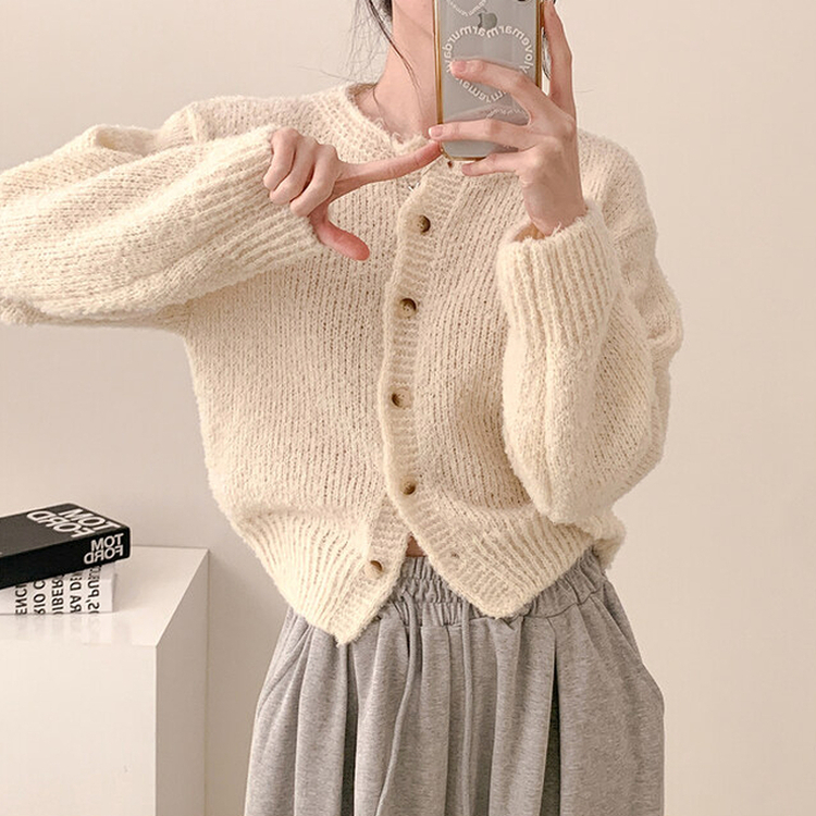 ドモモンラウンドネックニットセミクロップルーズフィットカーディガン IVORY