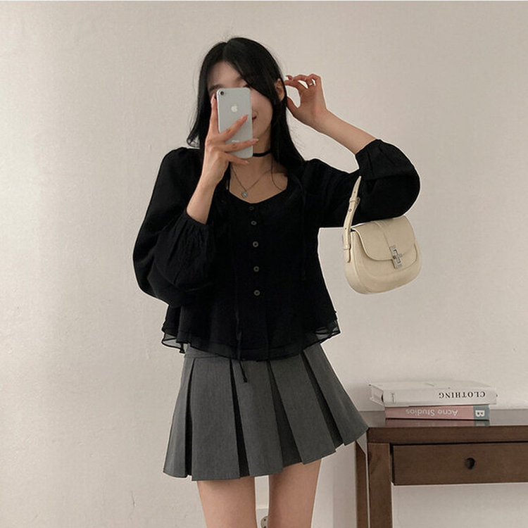 【マフラー付き】フリルスクエアパフブラウス BLACK