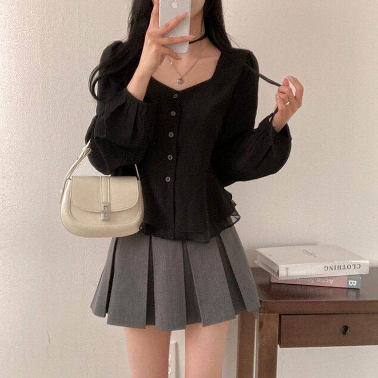【マフラー付き】フリルスクエアパフブラウス BLACK