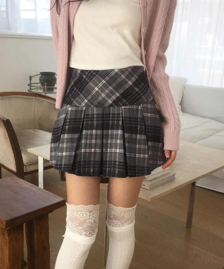 チェックプリーツスカート