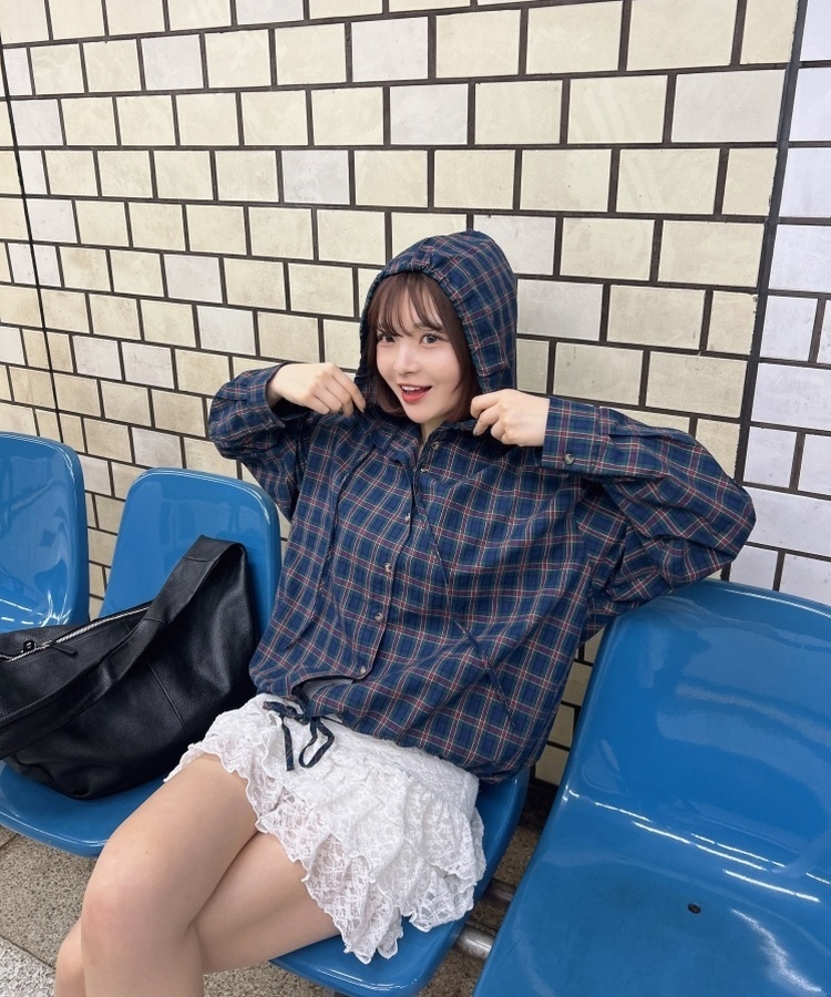 韓国ブランド　インフルエンザ着用写真あり。レース レイヤリング スカート パンチングレースレイヤードスカート｜ミニスカート｜韓国
