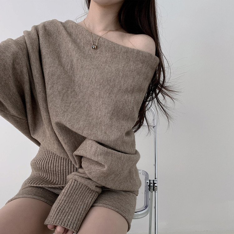 【SET】オフショルダーニット バンディングショートパンツ BEIGE