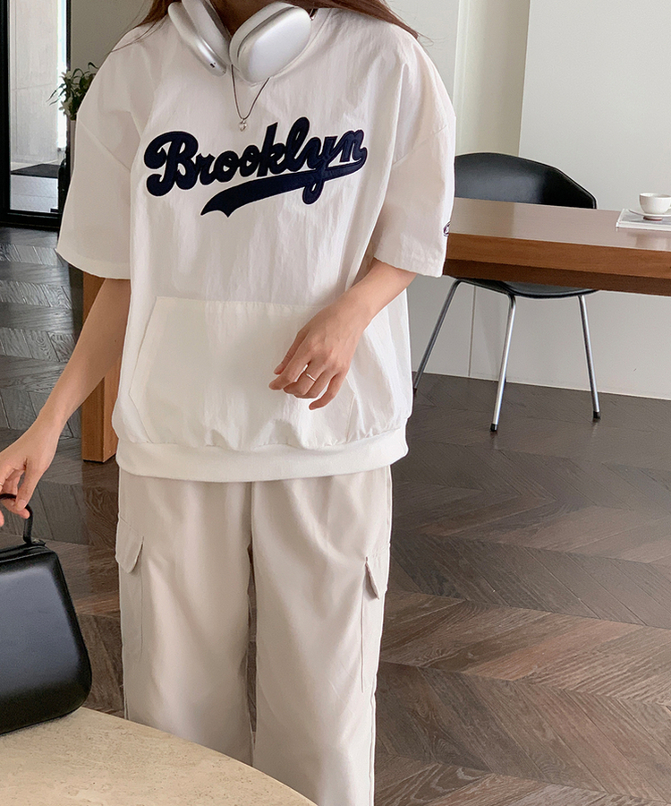 ブルックレタリング半袖Tシャツ WHITE