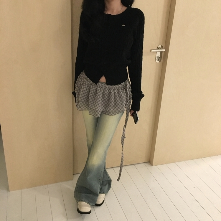 ローブーツカットパンツ LIGHT BLUE