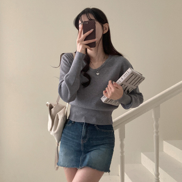 ベーシックVネックニット GREY