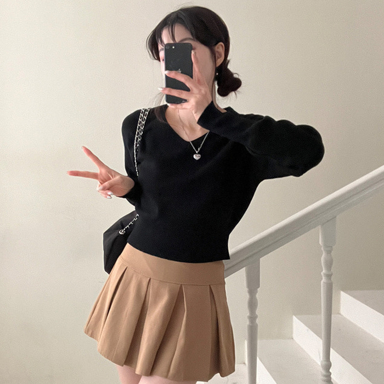 ベーシックVネックニット BLACK