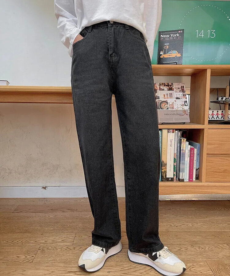 ベースストレートフィットデニムパンツ