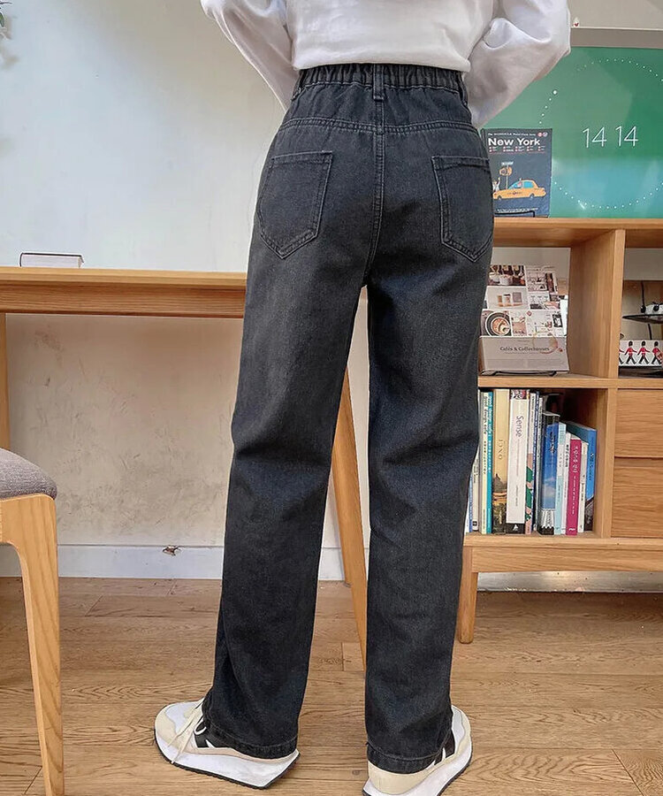 ベースストレートフィットデニムパンツ