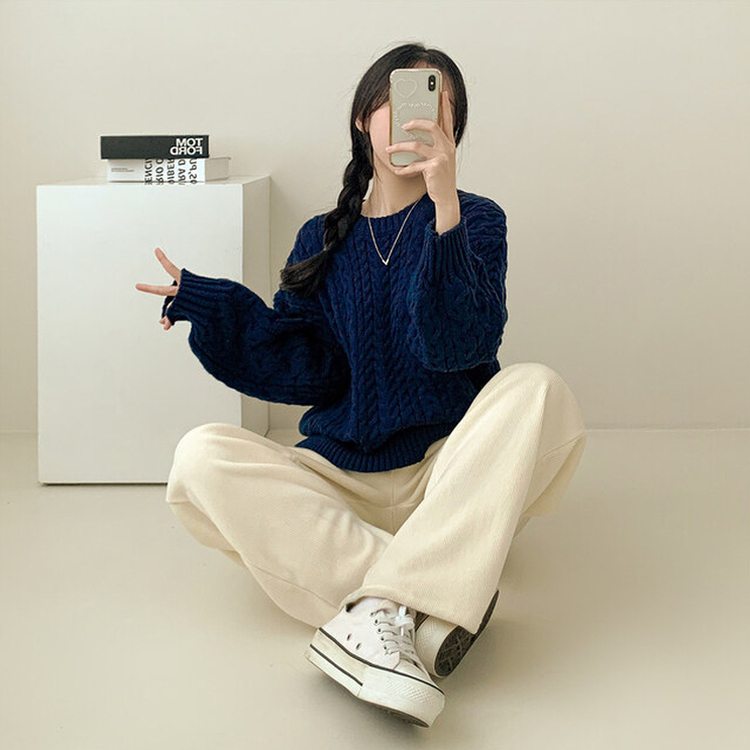 ラウンドケーブルルーズウールニット NAVY
