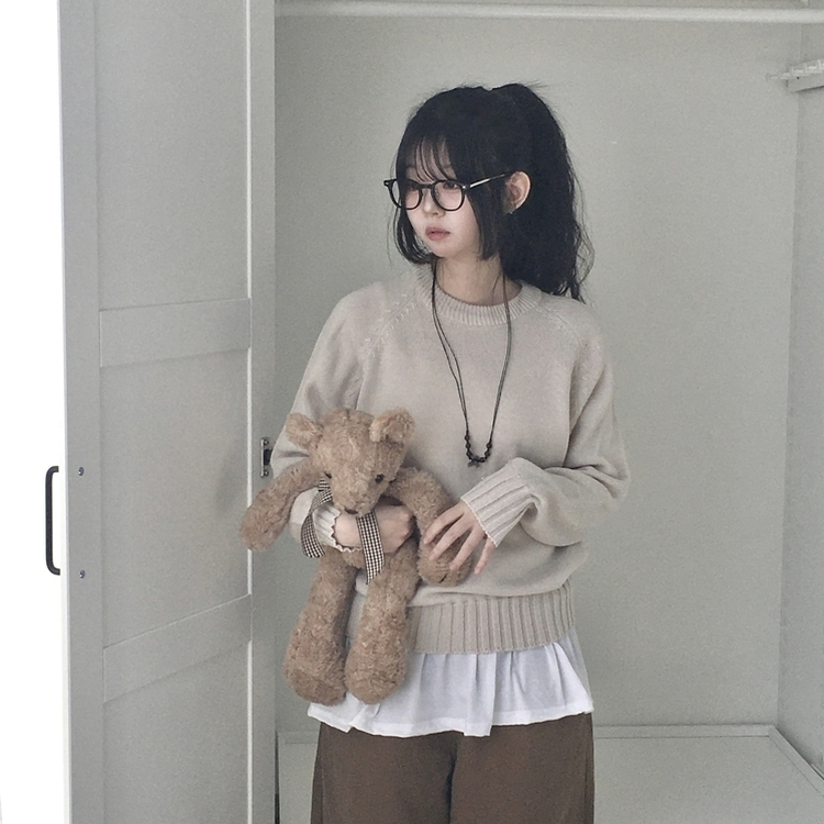 ラウンドネック基本ニット(7color) DEEP BEIGE