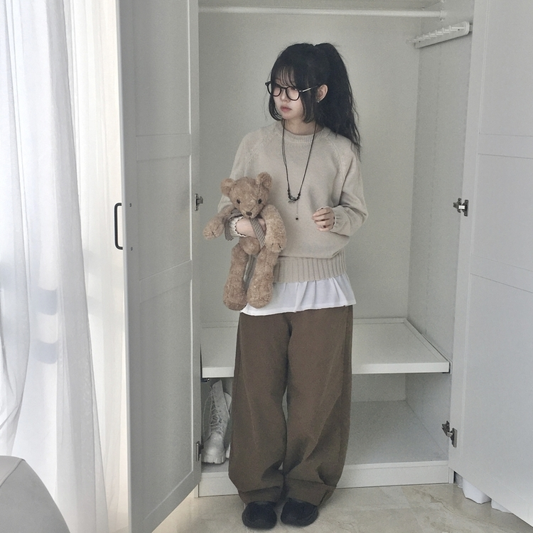 ラウンドネック基本ニット(7color) DEEP BEIGE
