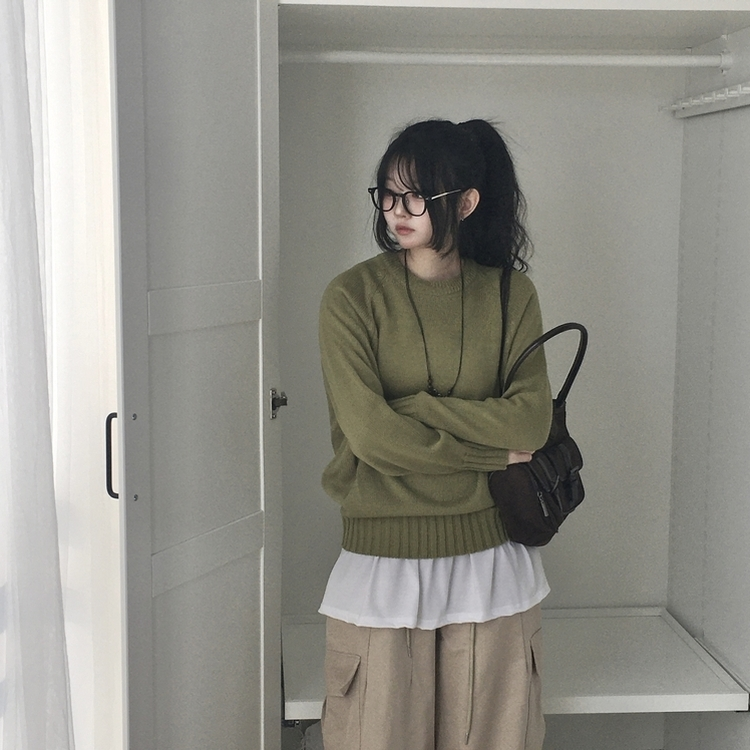 ラウンドネック基本ニット(7color) KHAKI