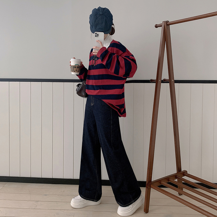 ストライプワッペントレーナー RED