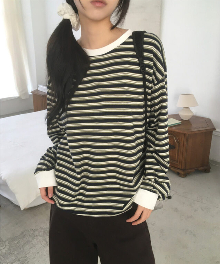 ストライプオーバーフィット長袖Tシャツ NAVY
